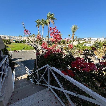 Ferienwohnung Horizon Bliss At Coral Bay Peyia Exterior foto